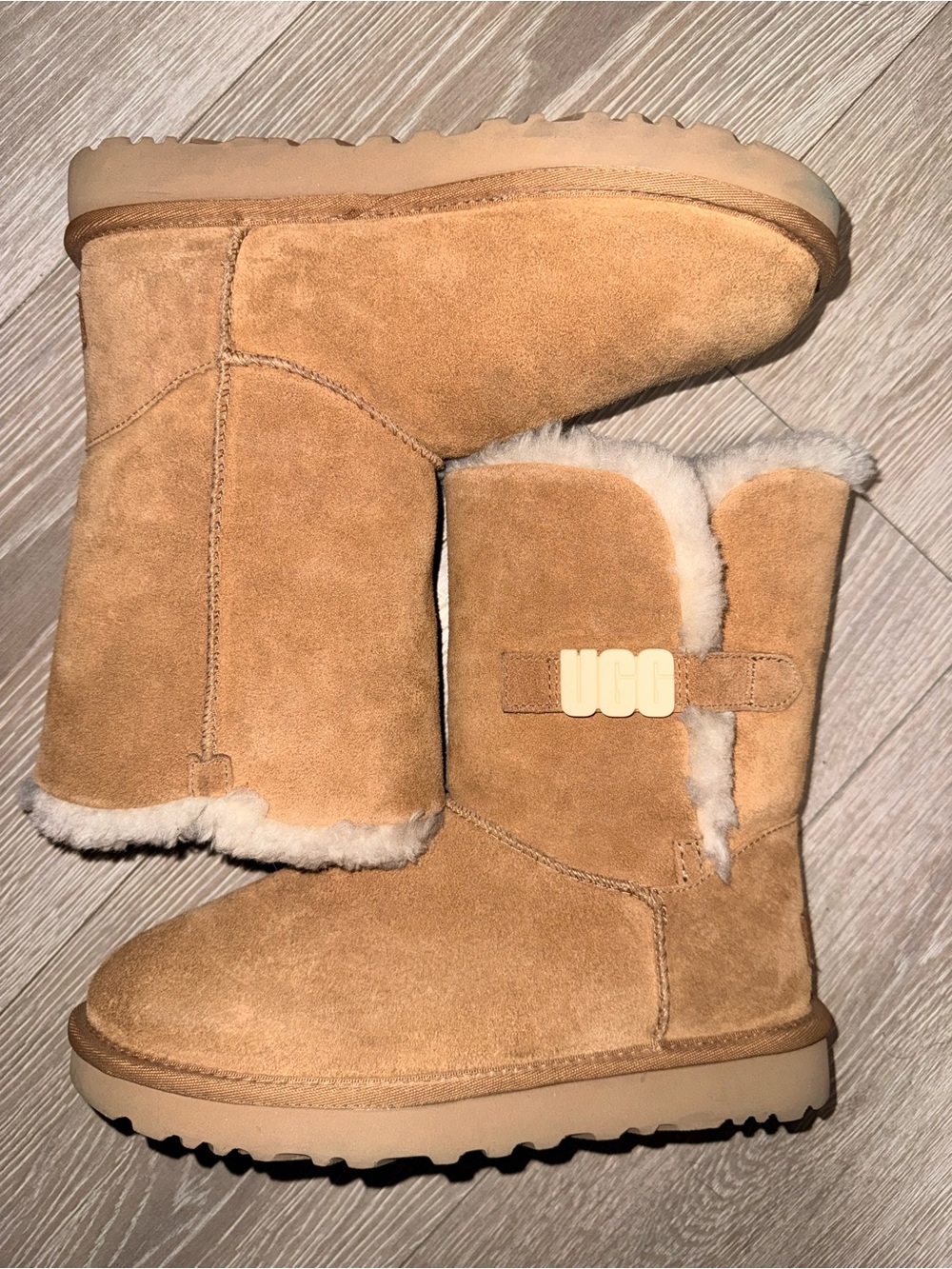 UGG Bailey B2S Suede Boots - Chestnut/Tan
